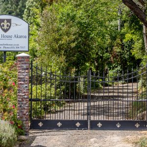 Beaufort House - Entrance and gate